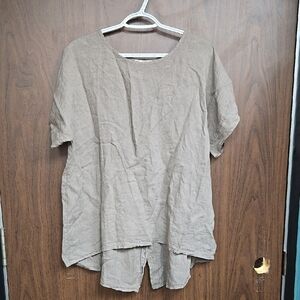 Catherine Lillywhite's New Collection OS Stone Linen High Low T-Shirt